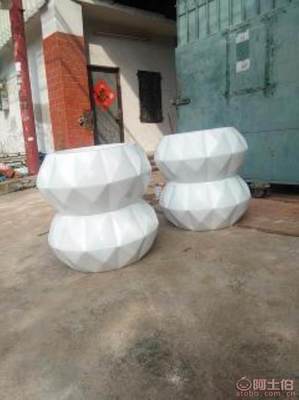 【廣西桂林玻璃鋼菱形幾何花盆定做|廣西桂林菱形幾何花盆生產(chǎn)廠家】豆雙東 - 個(gè)體經(jīng)營(yíng) - 熱賣(mài)促銷(xiāo)